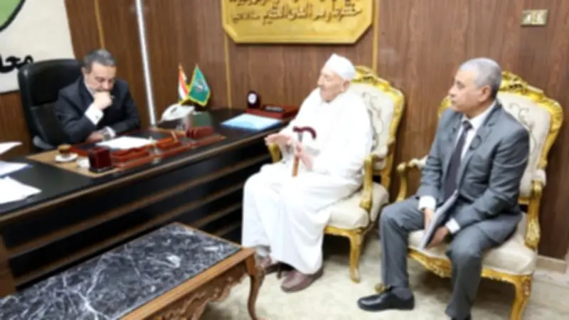 محافظ المنوفية يصرف مساعدة مالية عاجلة ويوجه بفحص شكاوى المواطنين فوراً