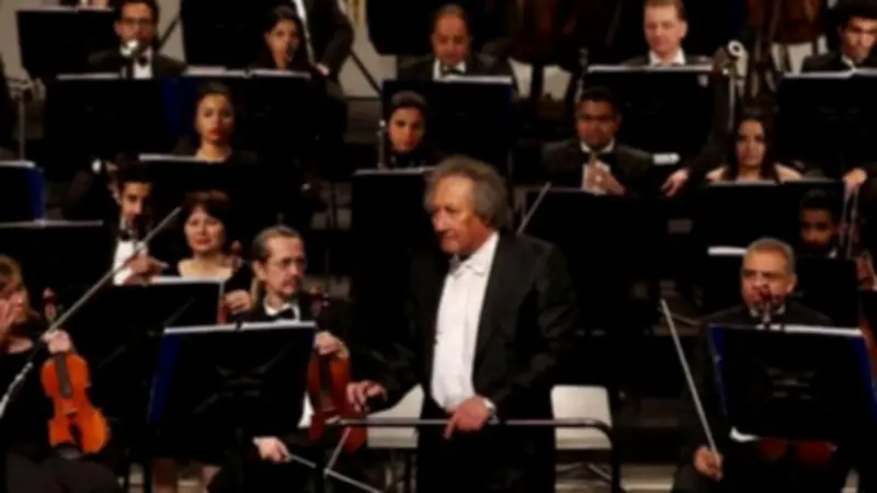 أوركسترا القاهرة السيمفوني يقدم كلاسيكيات عالمية بقيادة المايسترو أحمد الصعيدي
