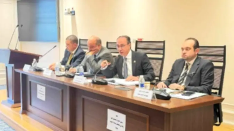 لجنة الصحة النيابية تناقش أزمات التكليف الطبي وسد العجز في الكوادر بالمحافظات