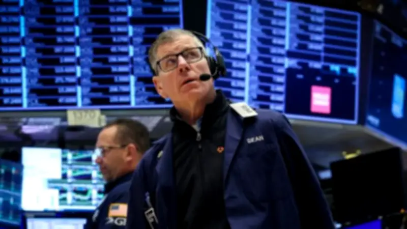 وول ستريت تسجل ارتفاعات طفيفة بعد تمديد وقف إطلاق النار بين أمريكا وإيران