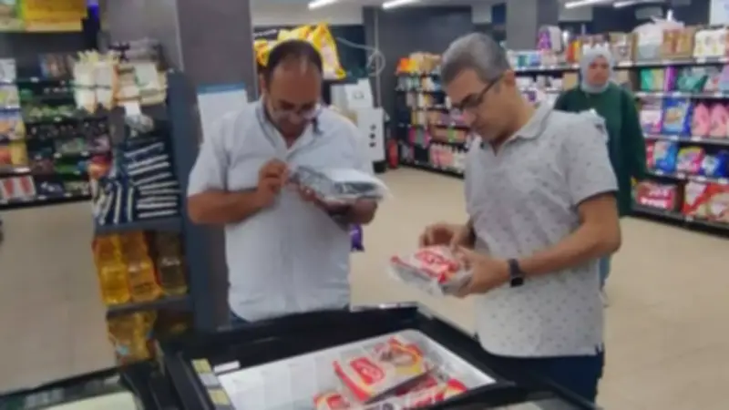 حملة تفتيشية موسعة في الغردقة تضبط مخالفات غذائية وتعدم منتجات فاسدة