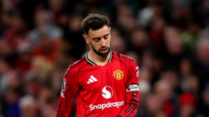 مانشستر يونايتد يؤكد لبرونو فرنانديز: أنت محور الفريق ولا نرغب في رحيلك