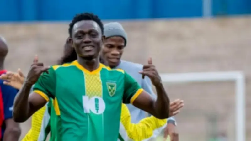 الأهلي يدرس التعاقد مع الموهبة الإيفوارية إسحاق سيسيه ويؤجل المفاوضات لما بعد الموسم