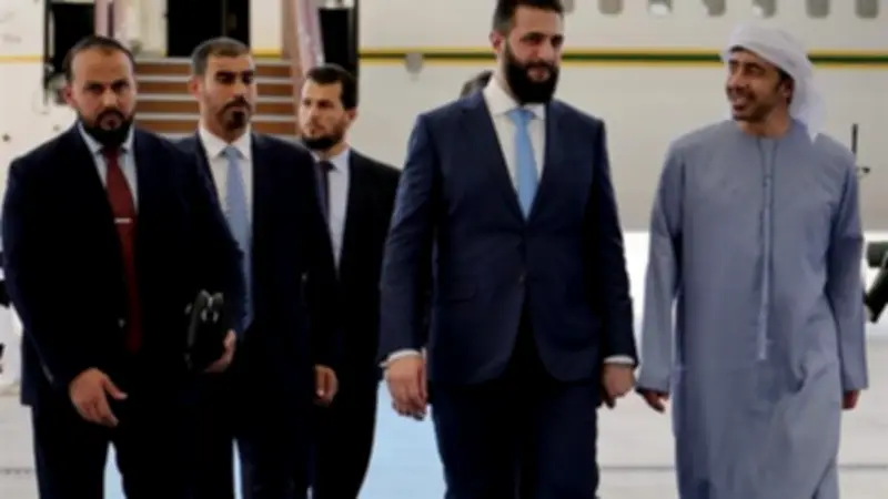 الرئيس السوري أحمد الشرع يصل الإمارات في زيارة رسمية ضمن جولة خليجية شاملة