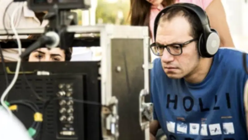 صلاح الجهيني يطلق مشروعات سينمائية ودرامية جديدة في نشاط فني مكثف