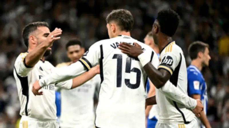 كابوس المونديال يطارد ثنائي ريال مدريد: كارفاخال وأرنولد في مأزق كبير