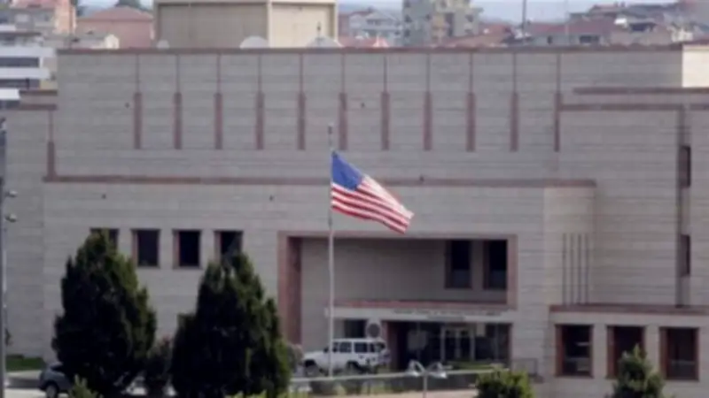 الولايات المتحدة تحث مواطنيها على مغادرة لبنان فورًا وسط تصاعد التوترات الأمنية