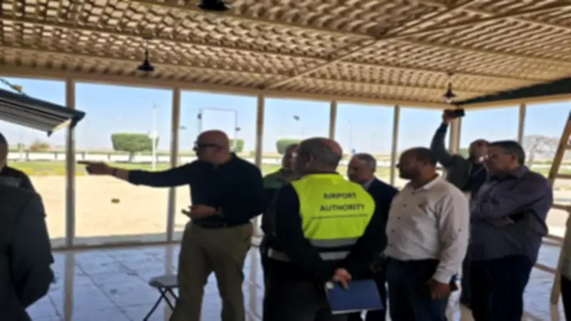 رئيس الشركة المصرية للمطارات يتفقد مشروعات تطوير مطار الإسكندرية الدولي