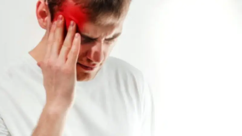 تحذير طبي عاجل: الصداع المتكرر قد يكون جرس إنذار لأمراض خطيرة تهدد الحياة