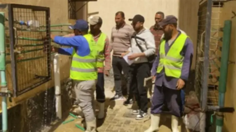 جهاز حدائق أكتوبر يشن حملة موسعة لضبط وصلات المياه غير القانونية في دهشور