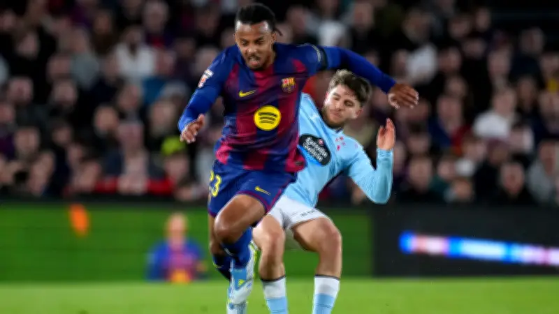 توقف مفاجئ في مباراة برشلونة وسيلتا فيجو بسبب حالة طبية طارئة في المدرجات