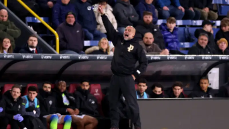 موسم آرسنال يحترق.. جوارديولا يعلن الحرب الكبرى في الدوري الإنجليزي