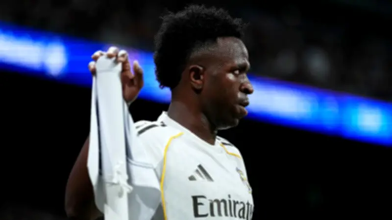 برنابيو يعلن العصيان.. فينيسيوس جونيور يضع ريال مدريد في مأزق استراتيجي كبير