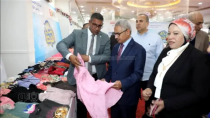 محافظ بني سويف يوجه بالتوسع في مبادرة "دكان الفرحة" لدعم الأسر الأولى بالرعاية