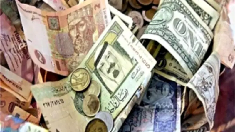الدينار الكويتي يقود موجة صعود أسعار العملات العربية أمام الجنيه المصري