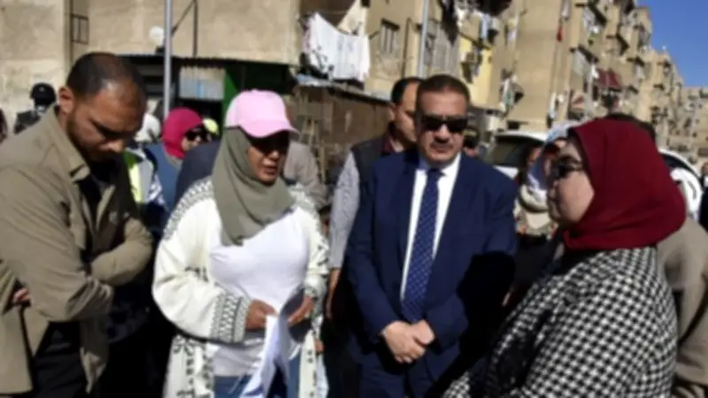 محافظ بورسعيد يتفقد بدء إنشاء مجمع تسوق حضاري في منطقة العبور ببورفؤاد