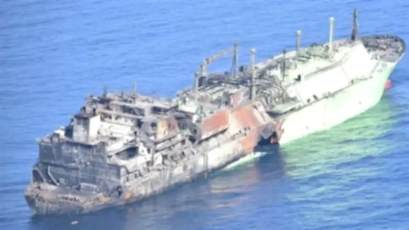 ليبيا تحذر من ناقلة غاز روسية خارجة عن السيطرة في حالة انجراف حر قرب بنغازي