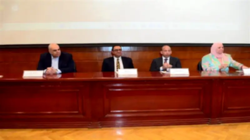 عميد طب قصر العيني يطلق حملة «وفرها.. تنورها» لترشيد الطاقة