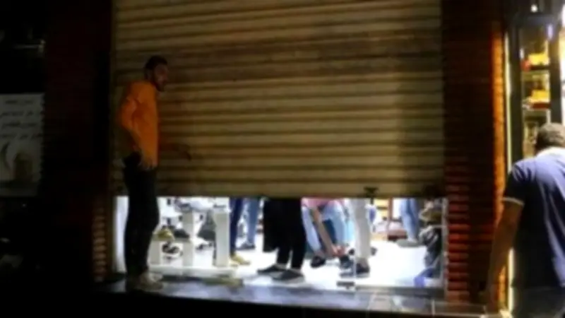 غلق المحلات بعد التوقيت الصيفي.. هل يتغير الموعد؟