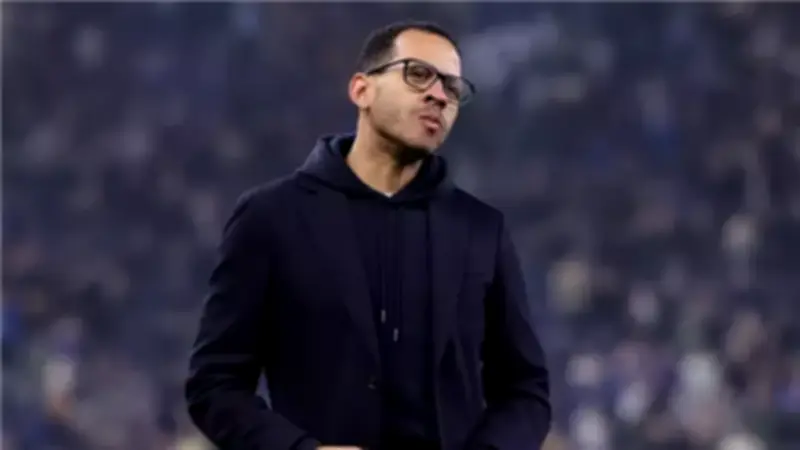 جوارديولا يعلق على إقالة روسينيور: أنا محظوظ بوجودي في مانشستر سيتي