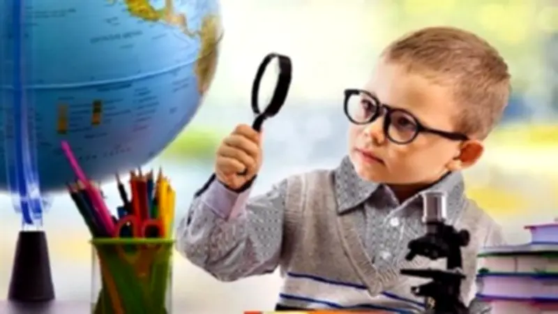 علامات تؤكد أن طفلك متميز عن أقرانه.. انتبهي لها