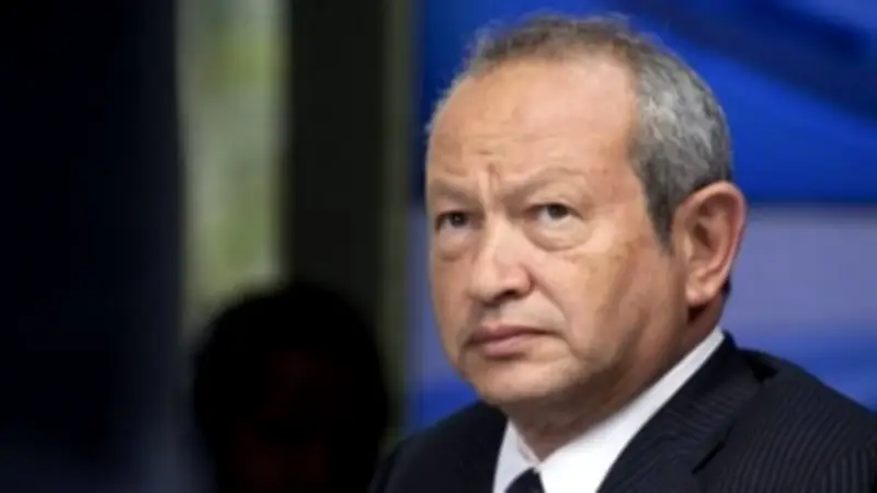 ساويرس يوجه رسالة قوية لفتاة تركها خطيبها بعد وفاة والدها بسبب الجهاز