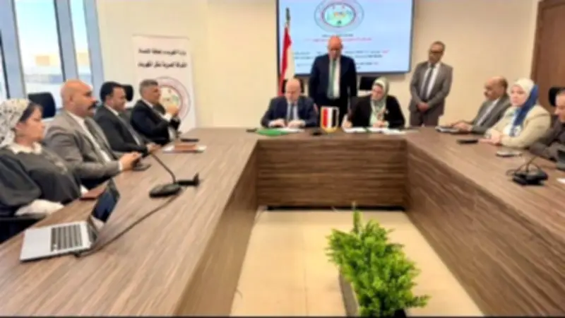 نقل الكهرباء توقع عقدا لتوريد كابلات لربط محطة البدرشين بالشبكة