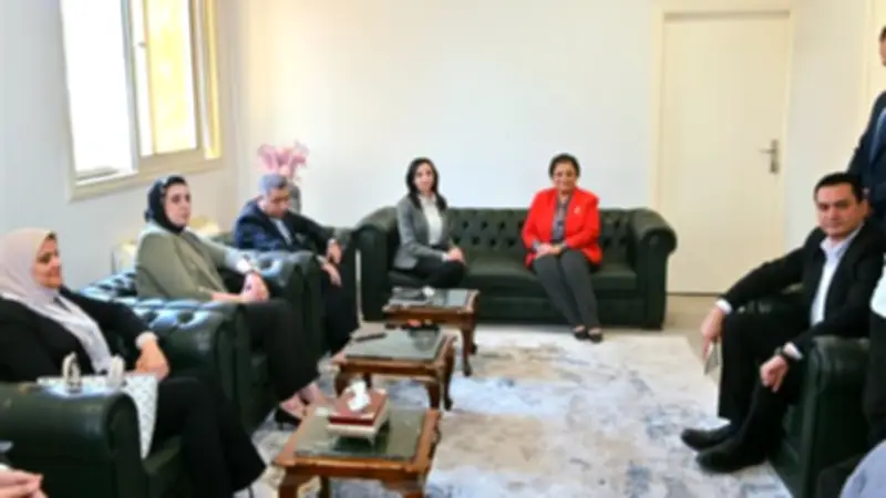 محافظ البحيرة تناقش مع نائب وزير الصحة تطوير خدمات الصحة الإنجابية