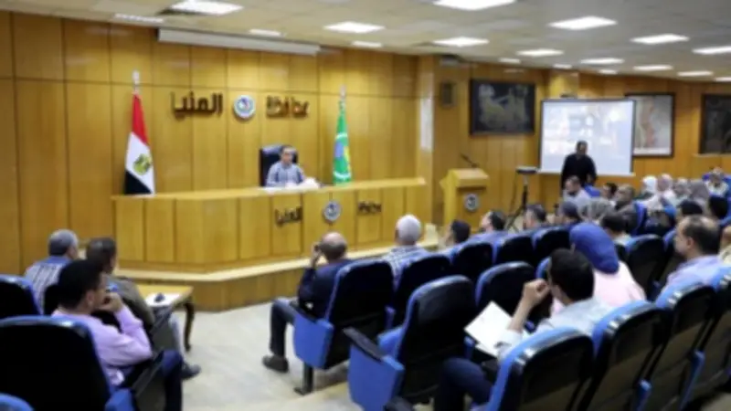 محافظ المنيا يوجه بتسريع وتيرة مشروعات حياة كريمة في القرى