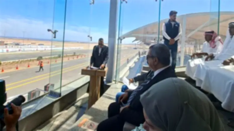 محافظ جنوب سيناء وسفير أذربيجان يشهدان سباقات الهجن بمناسبة أعياد التحرير