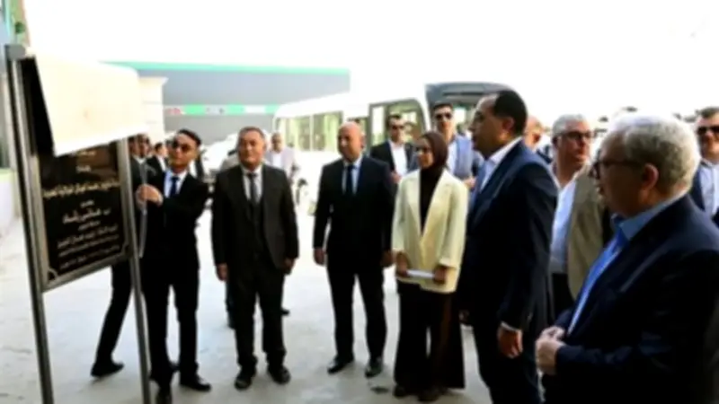 رئيس الوزراء يفتتح مصنع شانغ يوان للهياكل الفولاذية بالسخنة