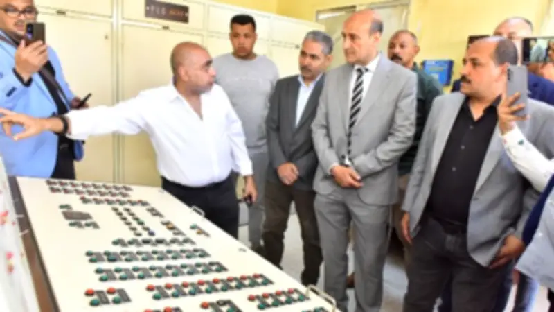 محافظ أسيوط يتفقد صوامع مطاحن مصر الوسطى لمتابعة توريد القمح