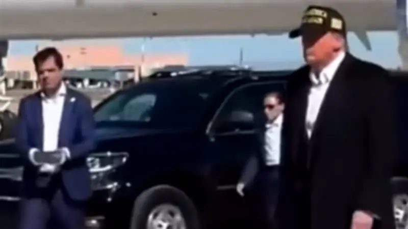 جهاز غامض في يد حارس ترامب يثير الجدل والنشطاء يكشفون حقيقته