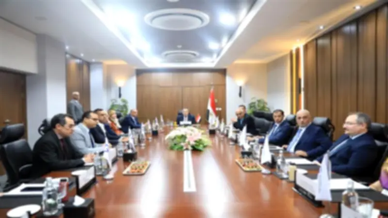 وزير التعليم العالي يفتتح مبنى جديداً بجامعة هيرتفوردشاير في مصر