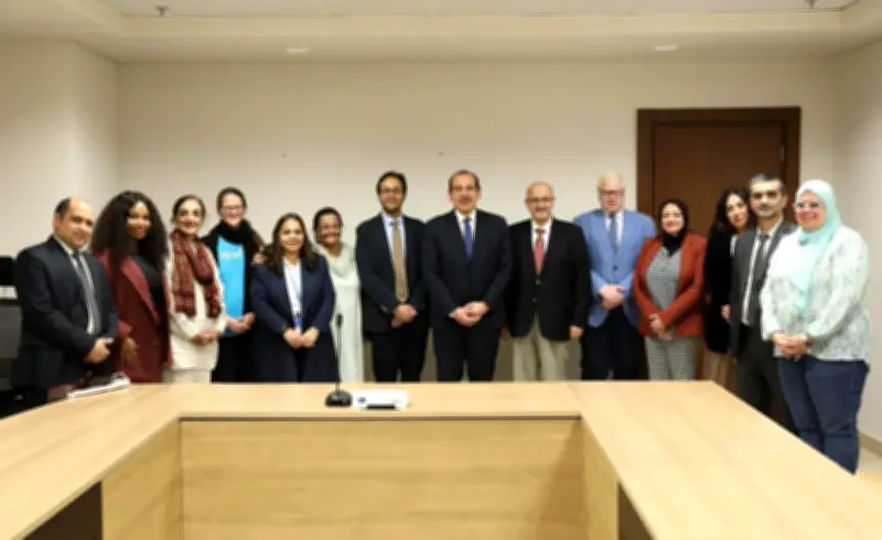 نائب وزير الصحة يستقبل وفد تحالف اللقاحات لدعم توطين صناعة اللقاحات في مصر