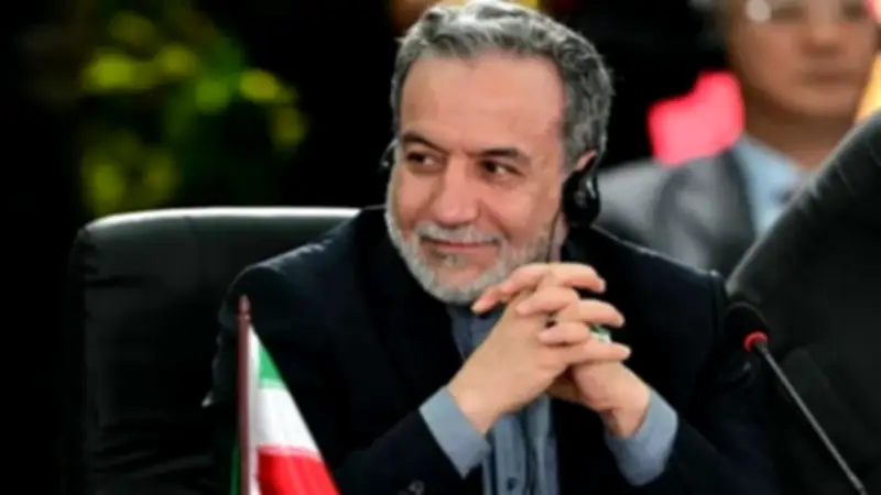 عراقجي: الجبهتان الميدانية والدبلوماسية متسقتان والإيرانيون جميعا متحدون