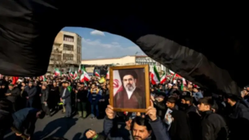 من ولاية الفقيه إلى حكم الحرس الثوري.. تحول مركز السلطة في إيران