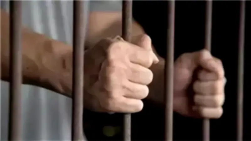 النيابة تتحفظ على كاميرات المراقبة لكشف واقعة تحرش سائق بفتاة في الشيخ زايد