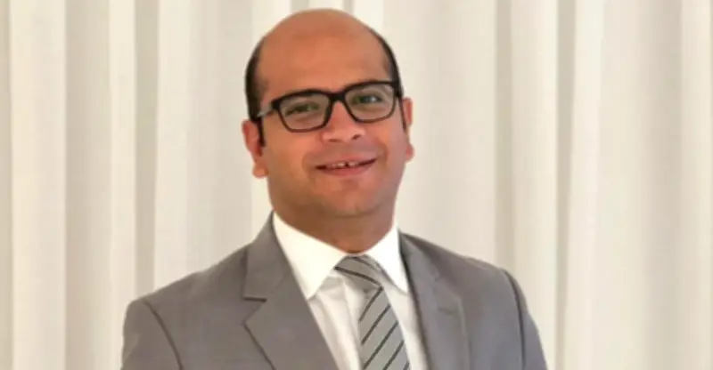 أستاذ اقتصاد: إغلاق مضيق هرمز صدمة مزدوجة.. الأولى في ارتفاع أسعار النفط والثانية اضطراب سلاسل الإمداد