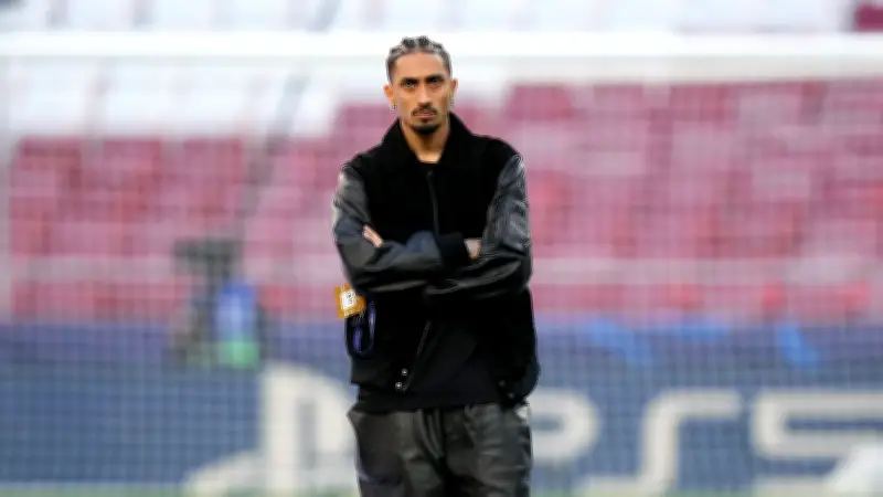 رافينيا يقترب من العودة قبل الكلاسيكو المرتقب ضد ريال مدريد