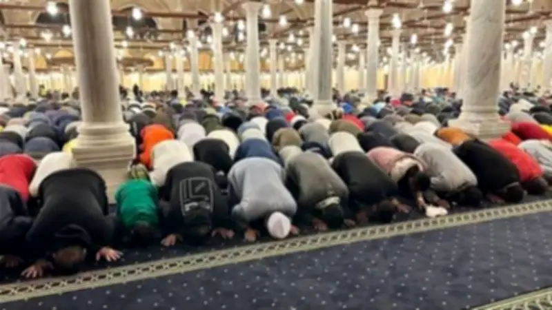 لماذا تختلف صلاة الجنازة عن الفرائض؟ دار الإفتاء توضح الحكمة