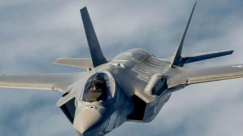 استغاثة عاجلة من مقاتلة أمريكية في الأجواء التركية دون معرفة الأسباب