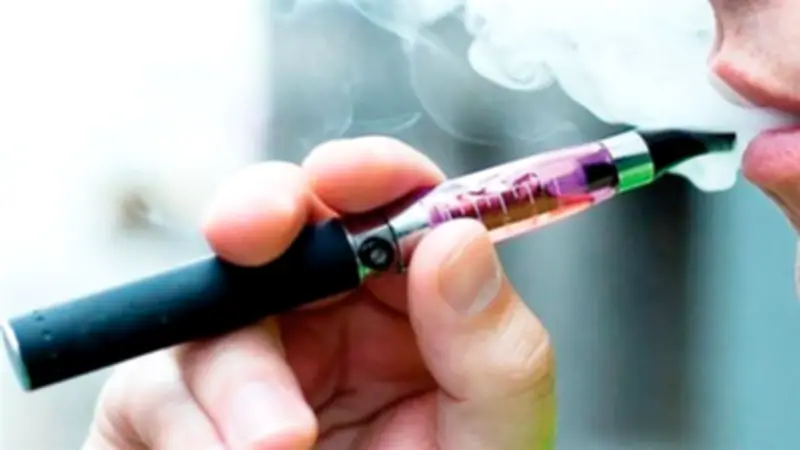 الإفتاء توضح حكم استخدام السجائر الإلكترونية للإقلاع عن التدخين