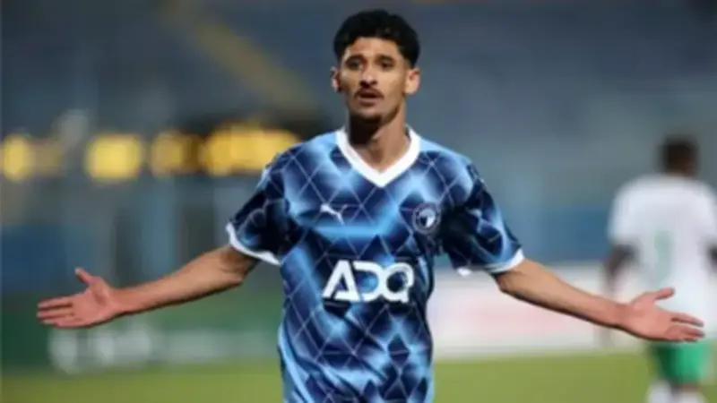 قطة لاعب بيراميدز يخضع لعملية جراحية في الأنف بعد كسر في مباراة الزمالك