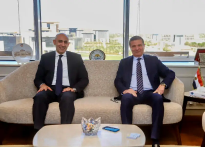 وزيرا الزراعة والتعليم يشكلان لجنة مشتركة للتوسع في مدارس التكنولوجيا التطبيقية