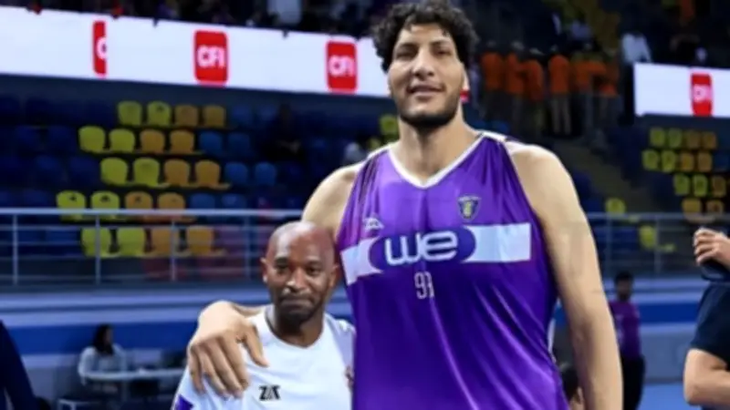 الرياضة ضارة بالصحة.. تحذير طبي خطير لعملاق السلة المصري حمد فتحي: اعتزل فورا