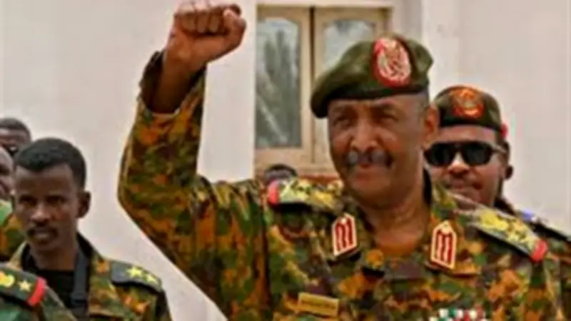 البرهان يقوّض قوات الدعم السريع من الداخل بانشقاقات استخباراتية