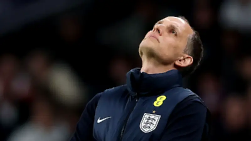 أزمة تضرب إنجلترا قبل المونديال.. ونجم ريال مدريد يتلقى قبلة الحياة
