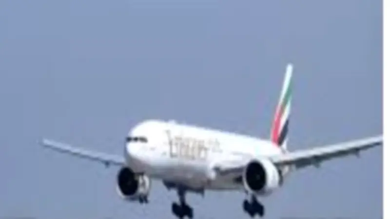 أوروبا تمدد تحذير الطيران فوق إسرائيل والشرق الأوسط حتى مايو