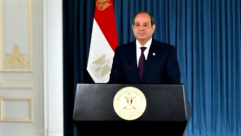 السيسي يؤكد أهمية تسلم اللجنة الوطنية الفلسطينية لإدارة غزة ونشر قوة استقرار دولية